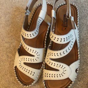 Pikolinos Sandals
